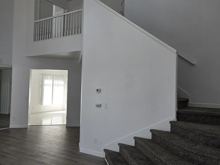 2378 Fairway Oaks Dr — Photo 6