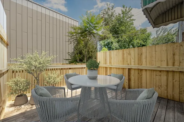 Rented by Compass | media 12