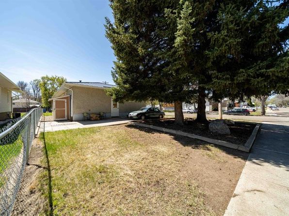 341 & 343 2nd Ave NW, Medicine Hat, AB T1A 6S4