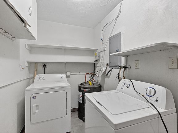 5th image of 8509 NW 59th Street NW
