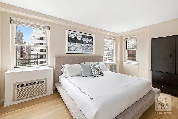 Sold by Compass | media 5