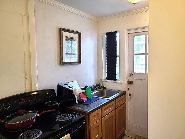 4237 Palmyra St #D — Photo 15