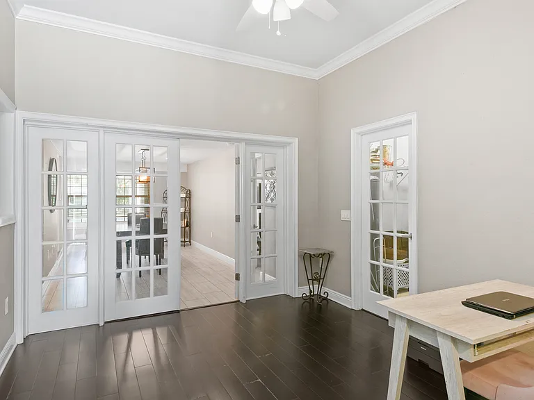 350 N Phelps Ave — Photo 16