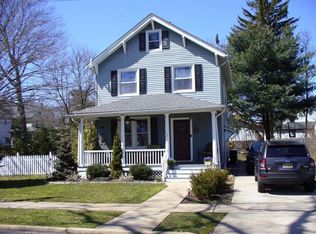 14 Cottage Pl, Freehold, NJ 07728