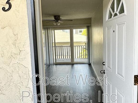 2nd image of 381 Oak Ave APT 3