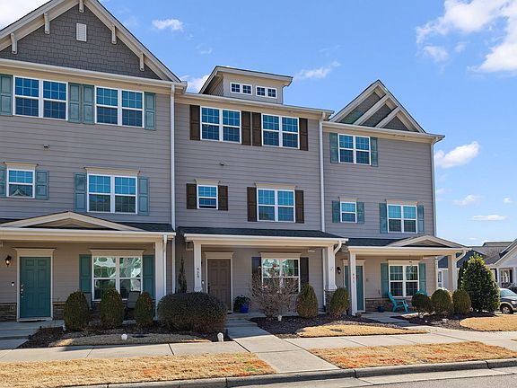 3rd image of 929 Shoofly Path