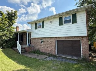 124 Colonial Dr, Davidsville, PA 15928
