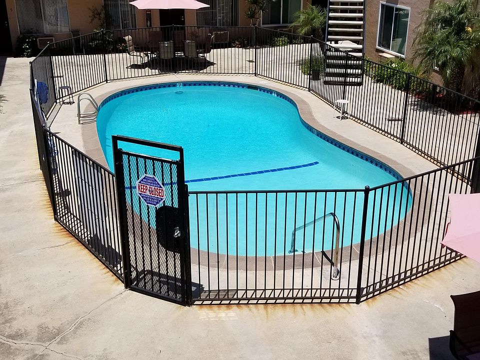 1st image of 3330 30th St APT 2