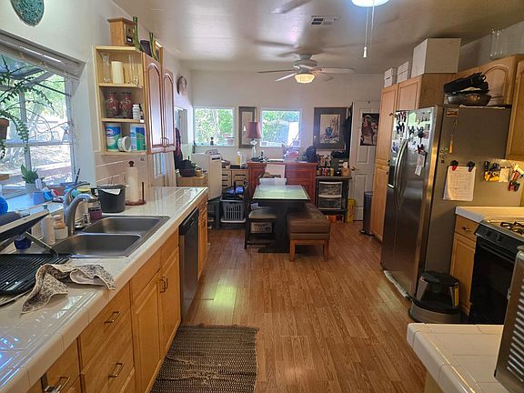 2nd image of 3213 Stanley Blvd