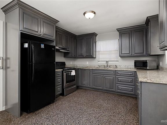 5th image of 914 N 15th St