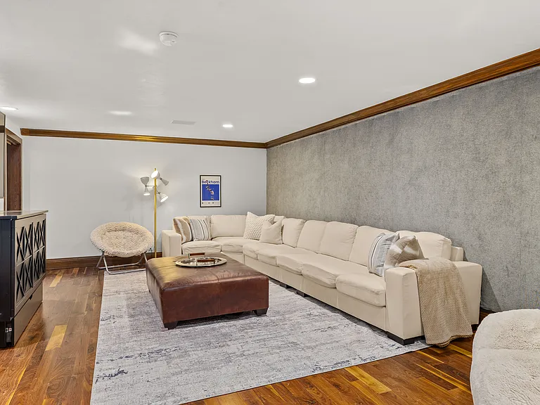 777 Castle Creek Dr — Photo 21