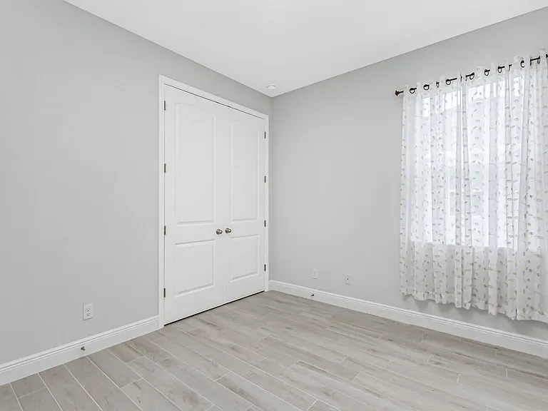 1517 Wacker Ave SE — Photo 16