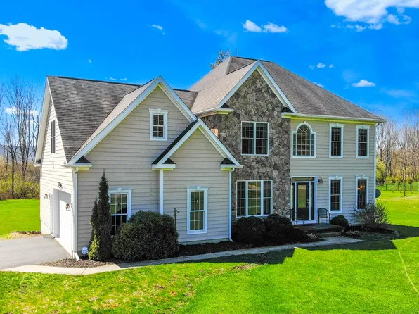 158 Davenport Rd, Big Flats, NY 14814