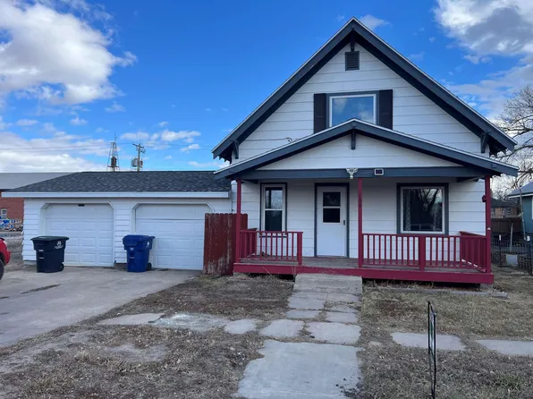 206 Augusta Ave, Bassett, NE 68714