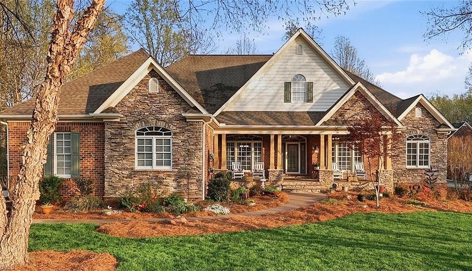 1st image of 613 Nickel Creek Ct