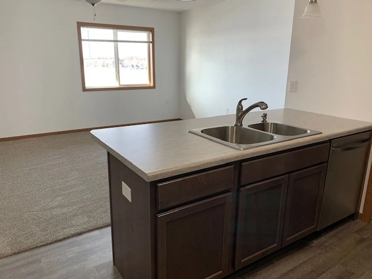 1500 Main Ave — Photo 4
