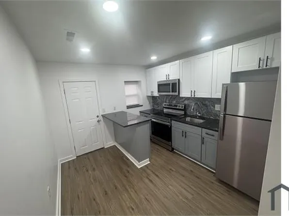 5855 Magnolia St, Philadelphia, PA 19144