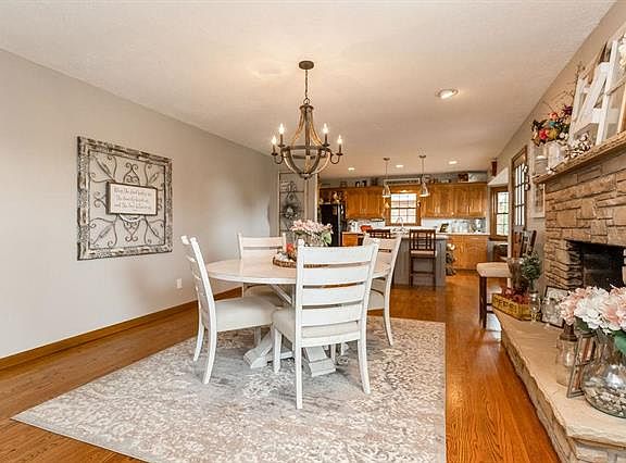 5th image of 16511 E George Franklin Dr