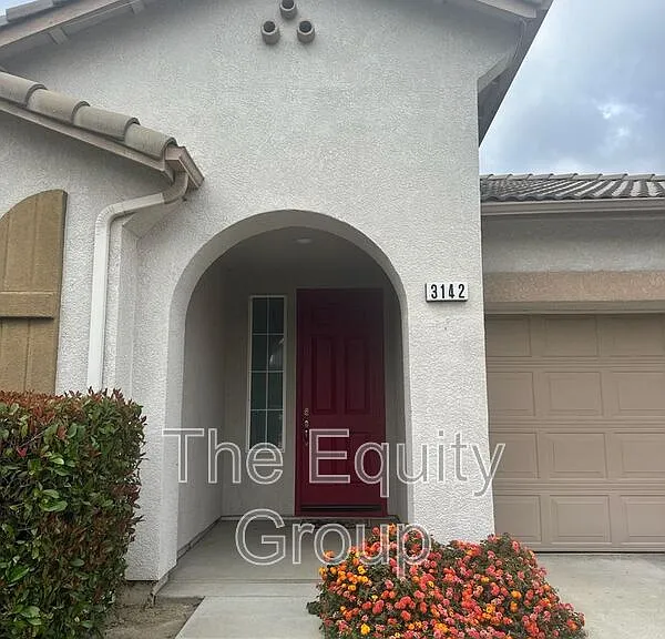 3142 W Sweet Ave — Photo 3
