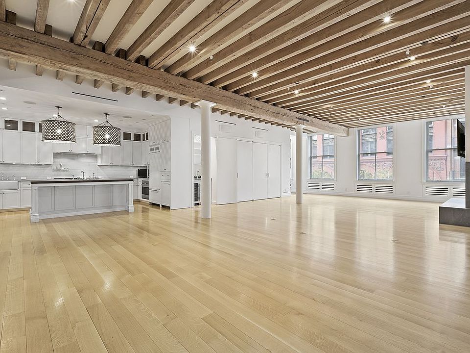 1st image of 465 West Broadway