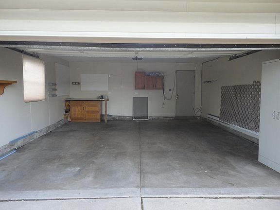 2 Car Garage