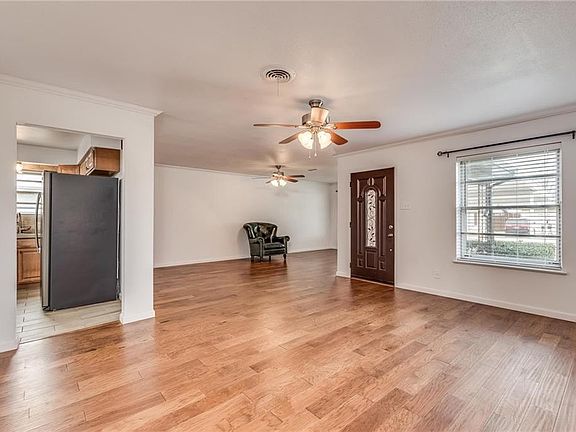 5th image of 1318 Belmont St