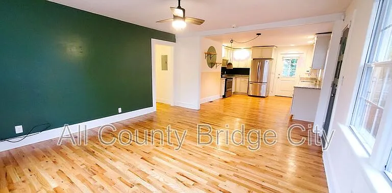 4 Hall Rd — Photo 3