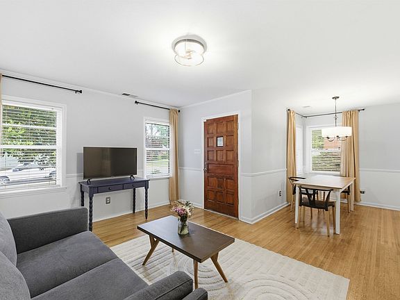 3rd image of 5055 Alrose Ave