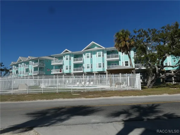 502 Main St #106, Horseshoe Beach, FL 32648