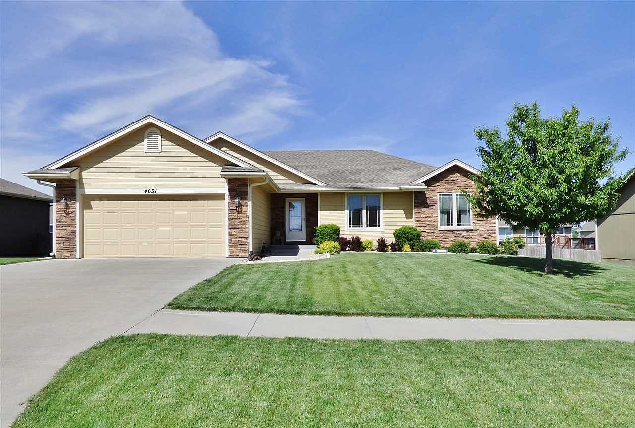 4651 S Dwight Dr, Manhattan, KS 66502 | Zillow