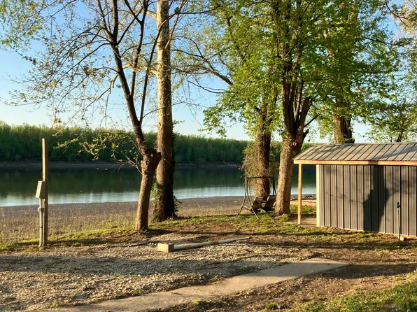 1857 County Road 416, Bonnots Mill, MO 65016