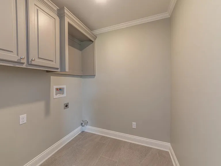 1019 Lillian Michel Dr — Photo 6
