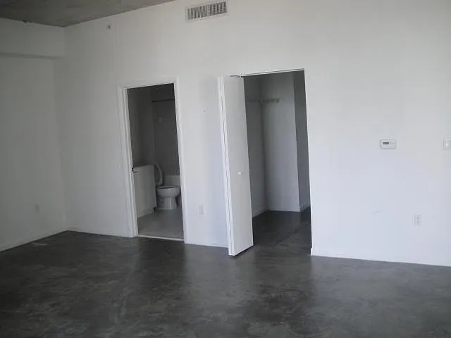 2 bed, 1100 sqft, $2,850 — Photo 4