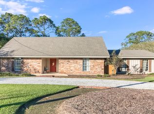 1002 La Neuville Rd, Lafayette, LA 70508