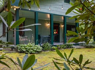 20 Strawberry Ln, Highlands, NC 28741