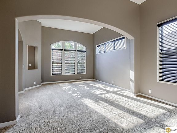 4th image of 520 S 183rd Ave