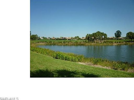5th image of 10362 Autumn Breeze Dr APT 101