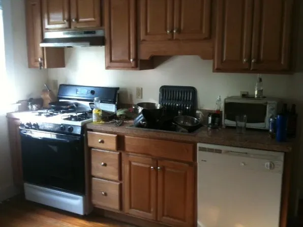 19 Quincy St, Somerville, MA 02143