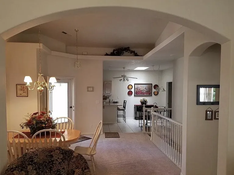 149 N Turnbury Ln — Photo 8