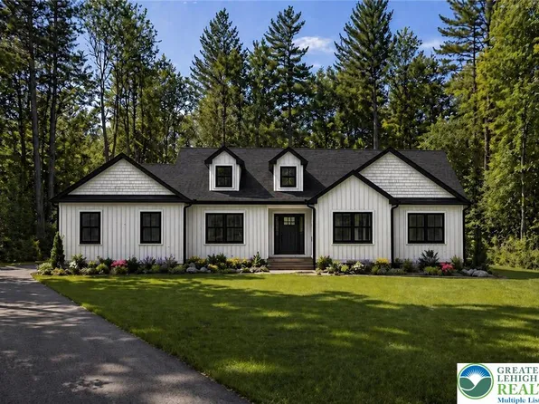 Little Twig Rd #157, Chestnuthill Township, PA 18330