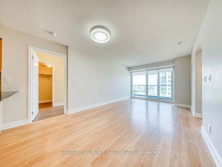 55 S Town Centre Blvd #601 — Photo 11