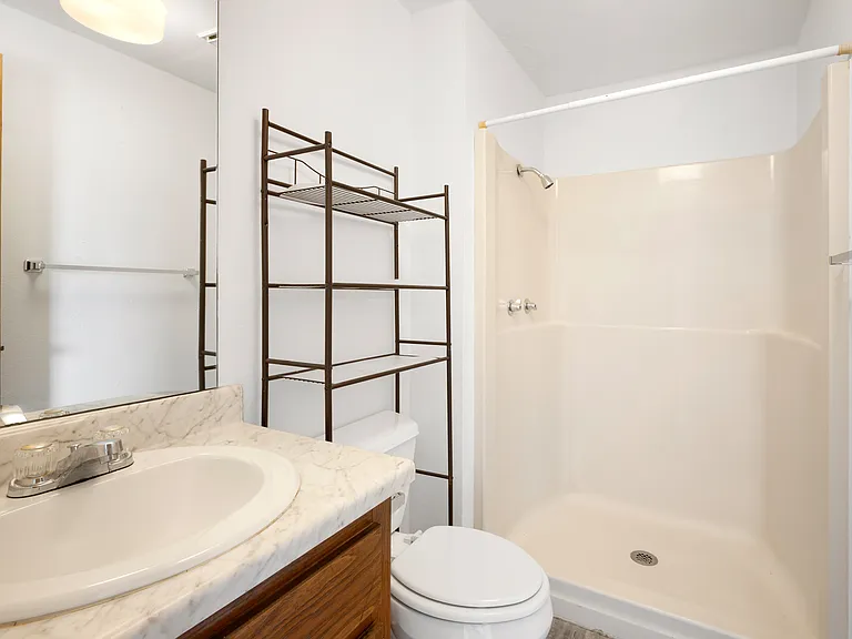 308 Corona Dr — Photo 12