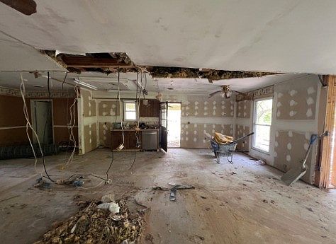 3rd image of 80 Poplar Knolls Ln