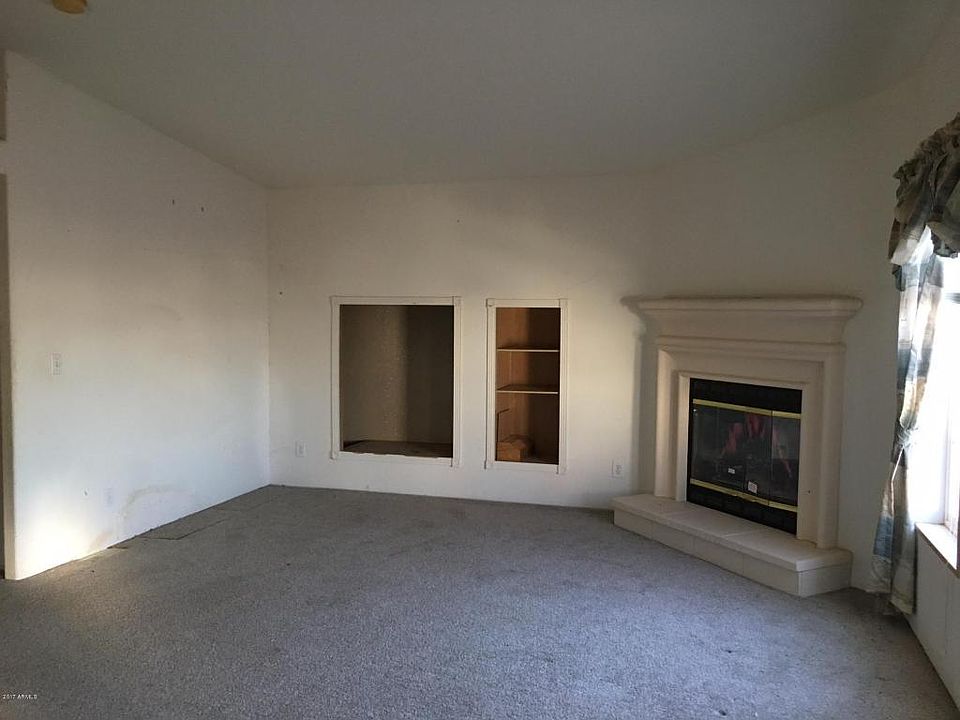 1st image of 54824 W Hart Pl