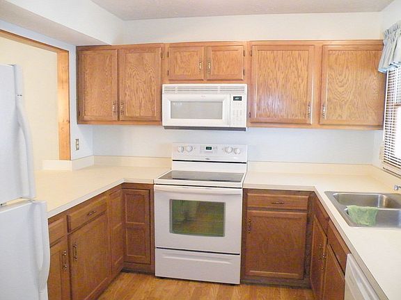 4th image of 5784 Parkbridge Ln
