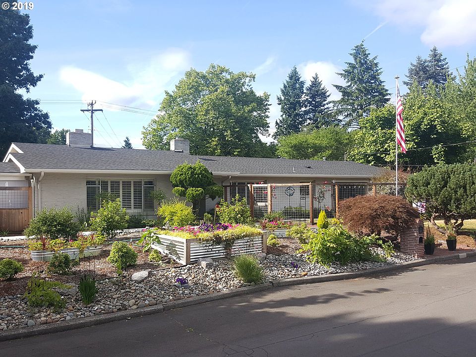 1st image of 3818 Oregon Dr