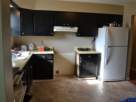 5th image of 3329 Beaver Creek Dr