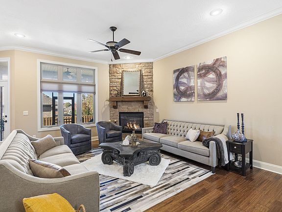 5th image of 5911 S Belgravia Avenue