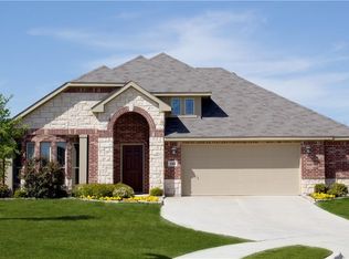 110 Stonegate Blvd, Alvarado, TX 76009