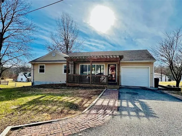 410 North Ave, Maryville, MO 64468